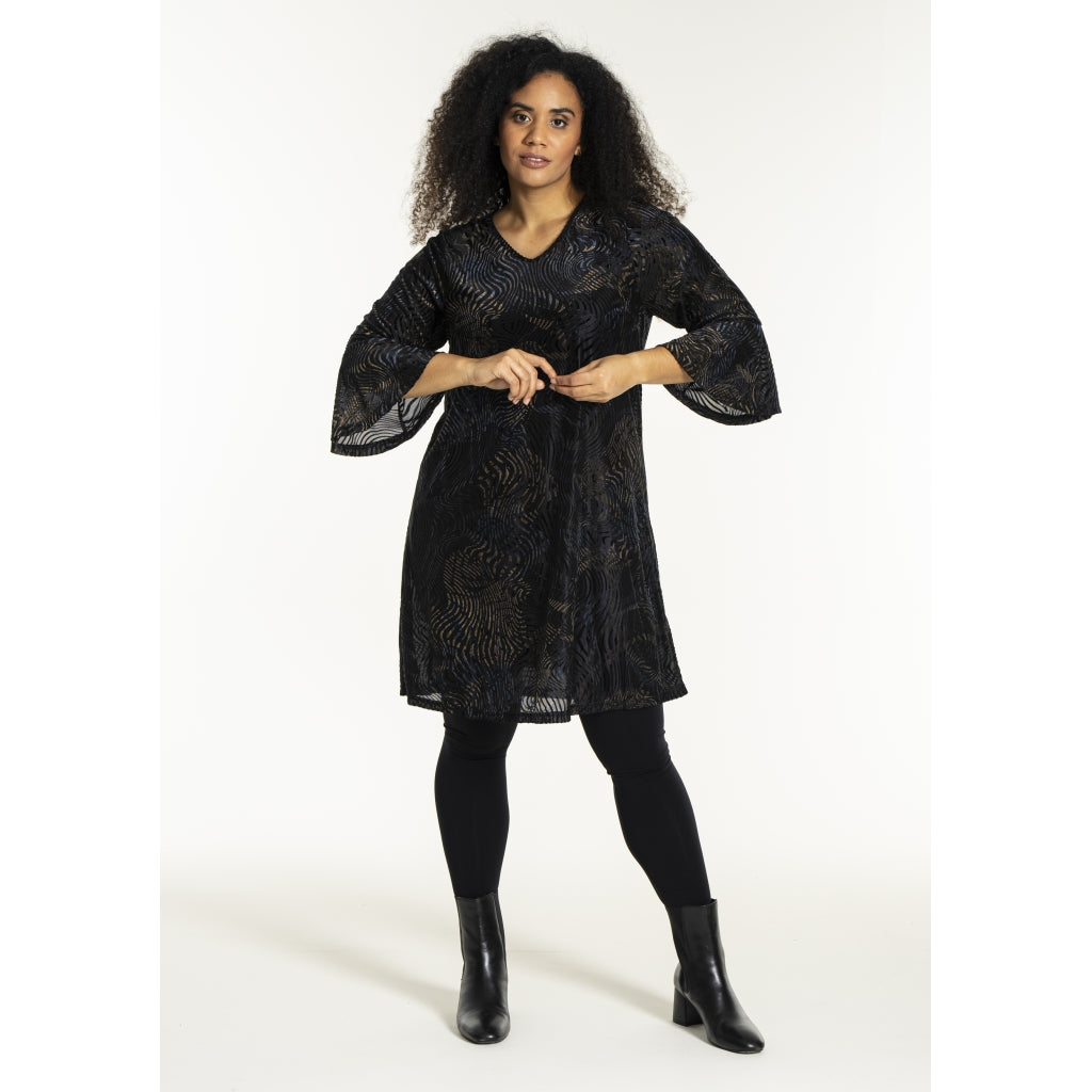 Helda kjóll frá Studio