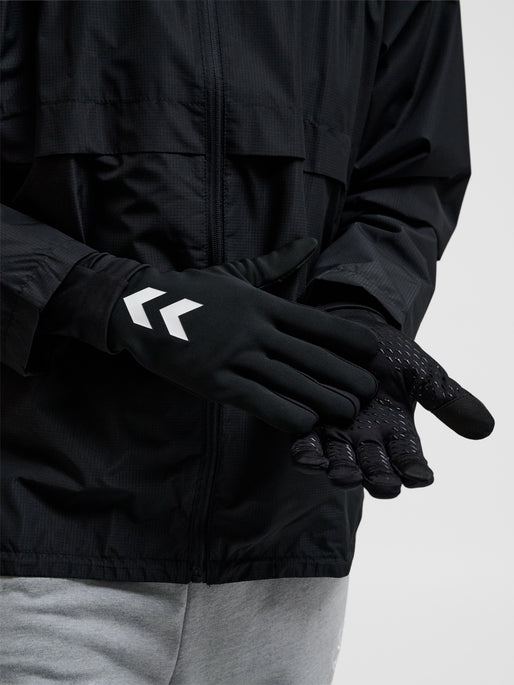 Ipro hanskar frá Hummel