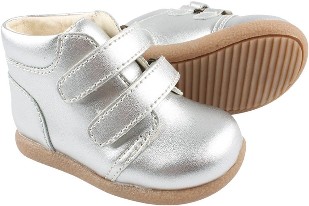 Fyrstu skórnir frá En Fant