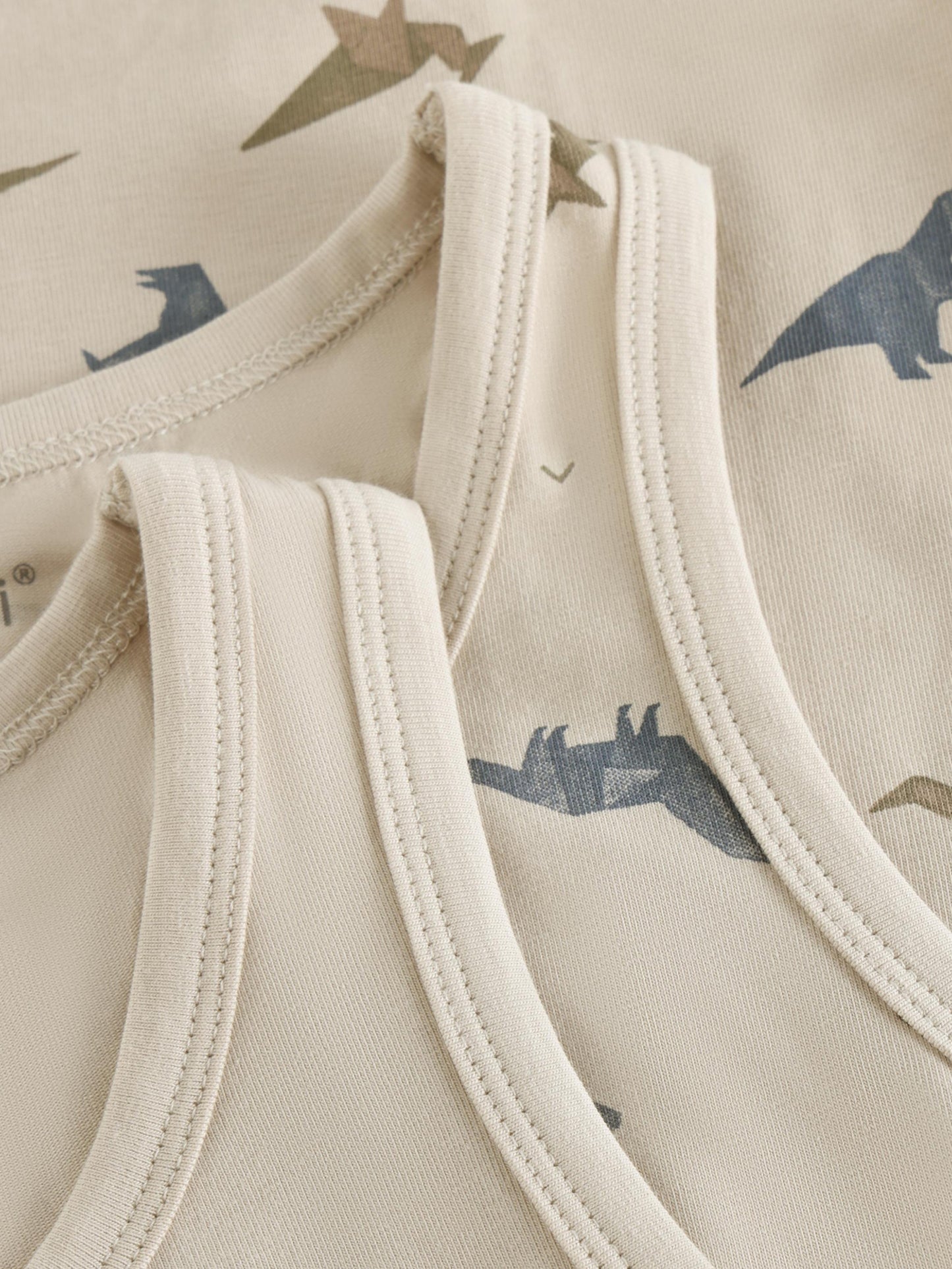 Nærbolir frá Celavi