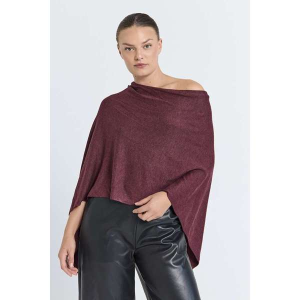 Claudisse ponsjó/slá frá Freequent