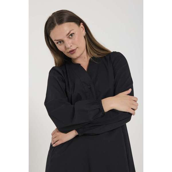 Jojo kjóll frá Freequent