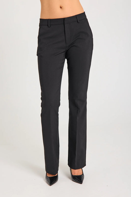 Isadora síðar buxur frá Freequent