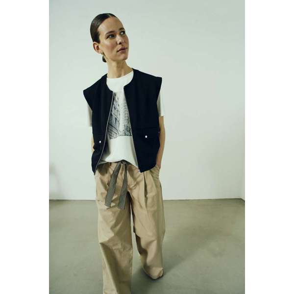 Malak-Tee stuttermabolur frá Freequent