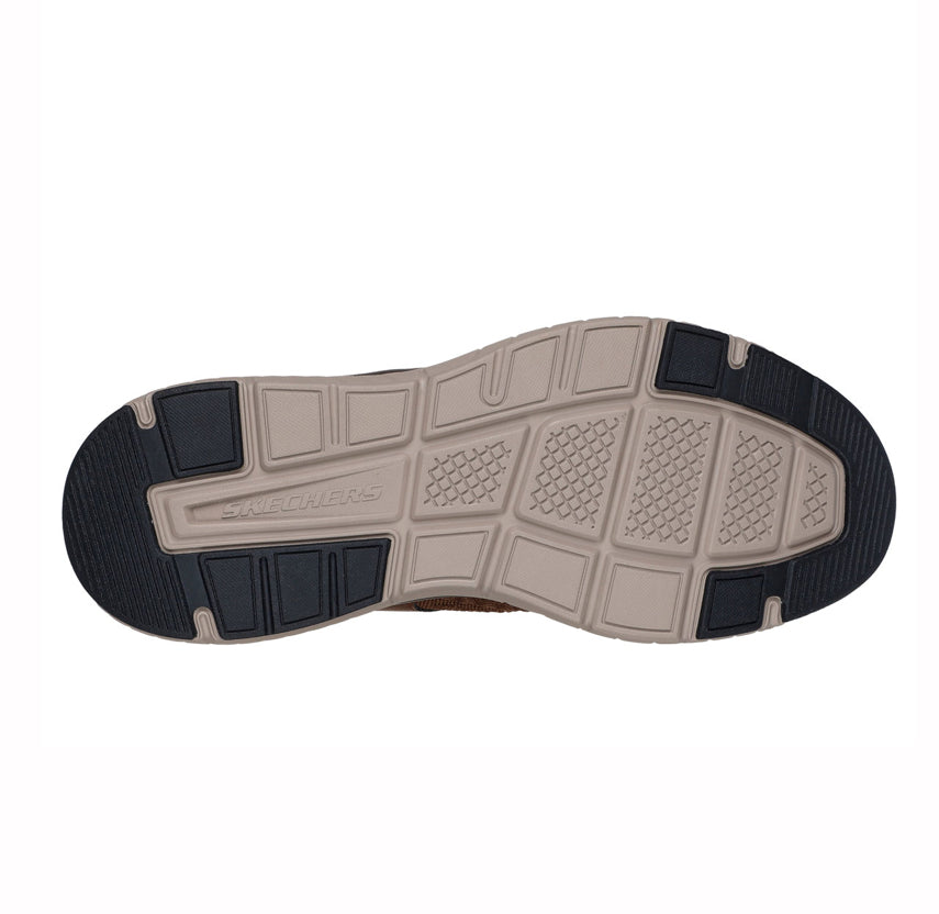 Arch Fit Crosser götuskór frá Skechers