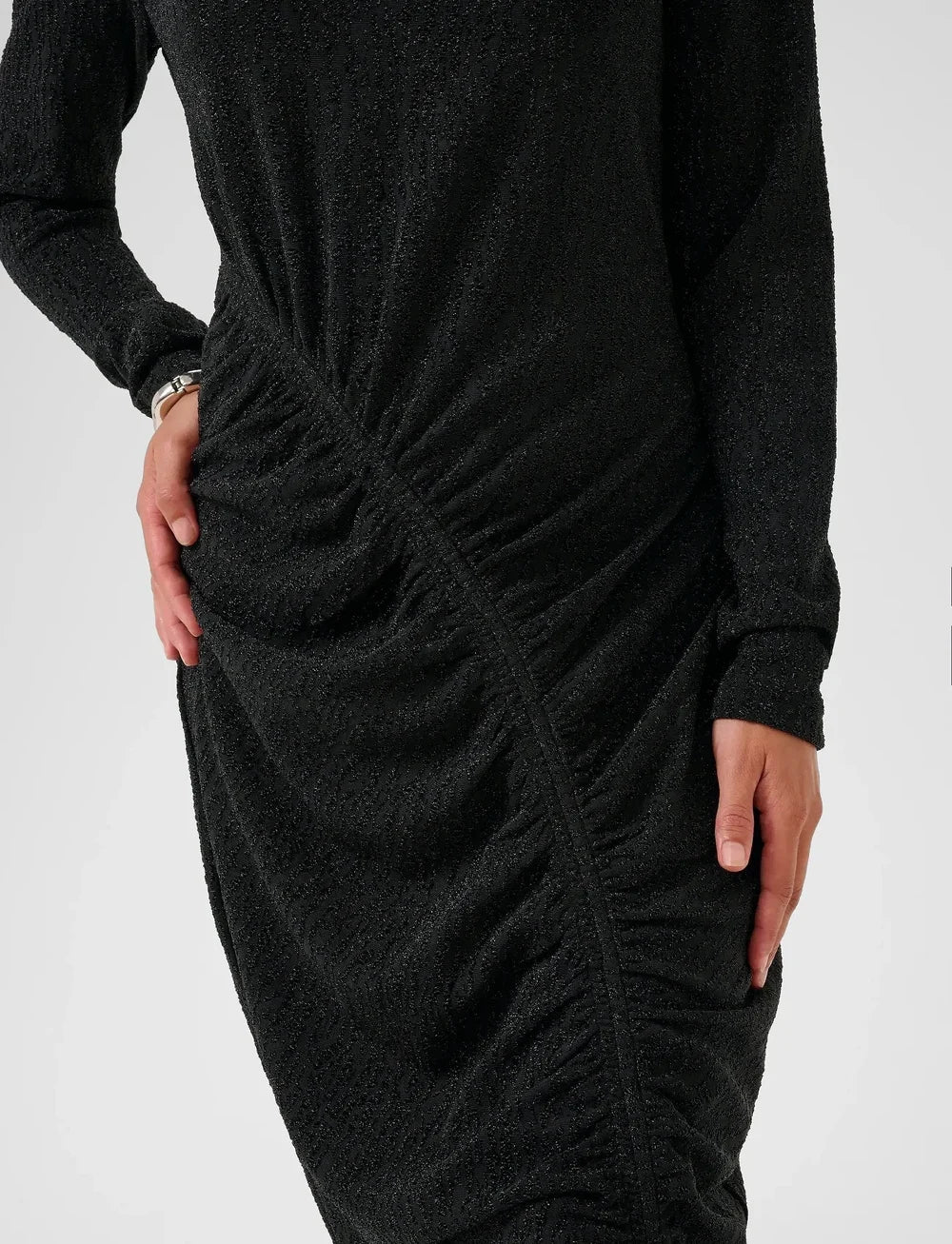 Akari kjóll frá Culture