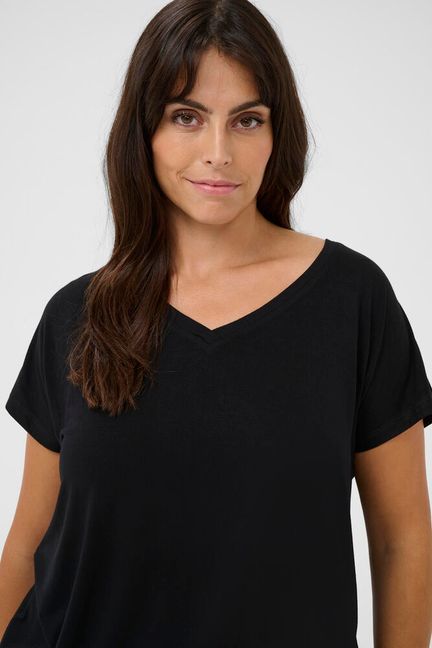 Jena V-neck stuttermabolur frá Kaffe Curve