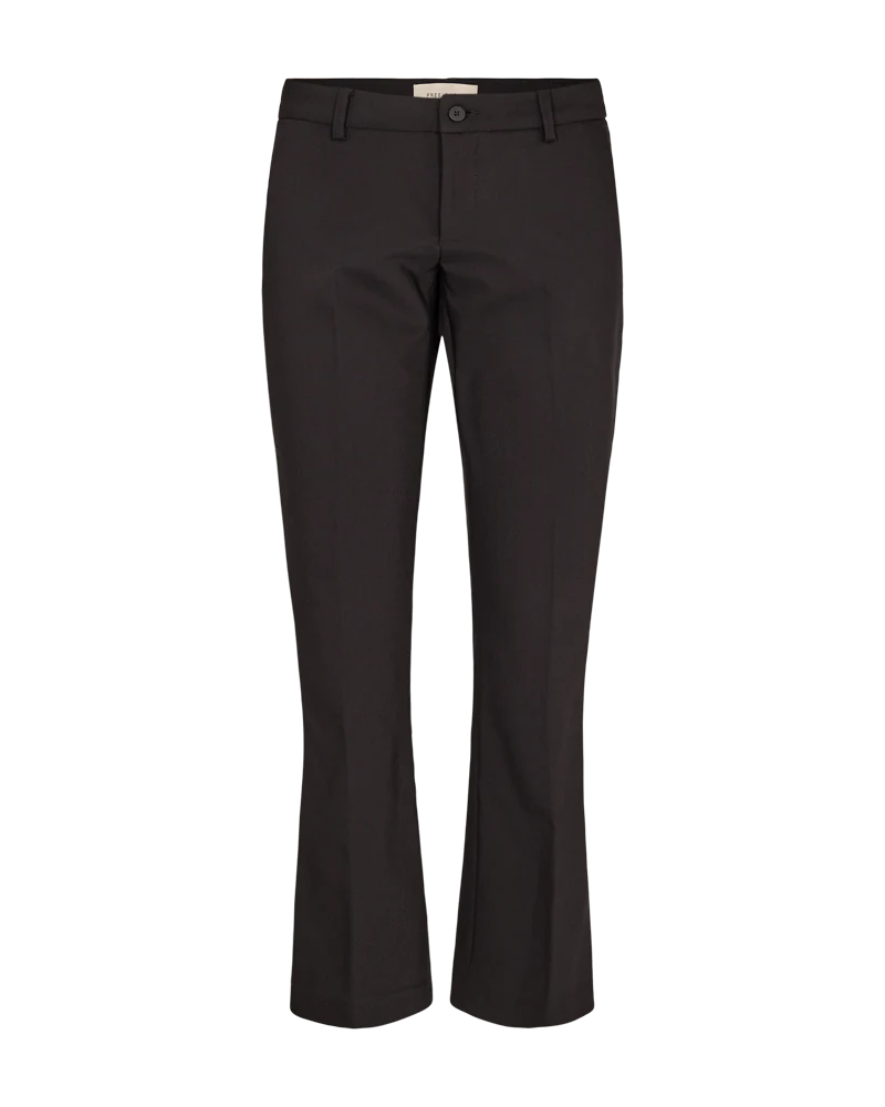 Isadora Ankle buxur frá Freequent
