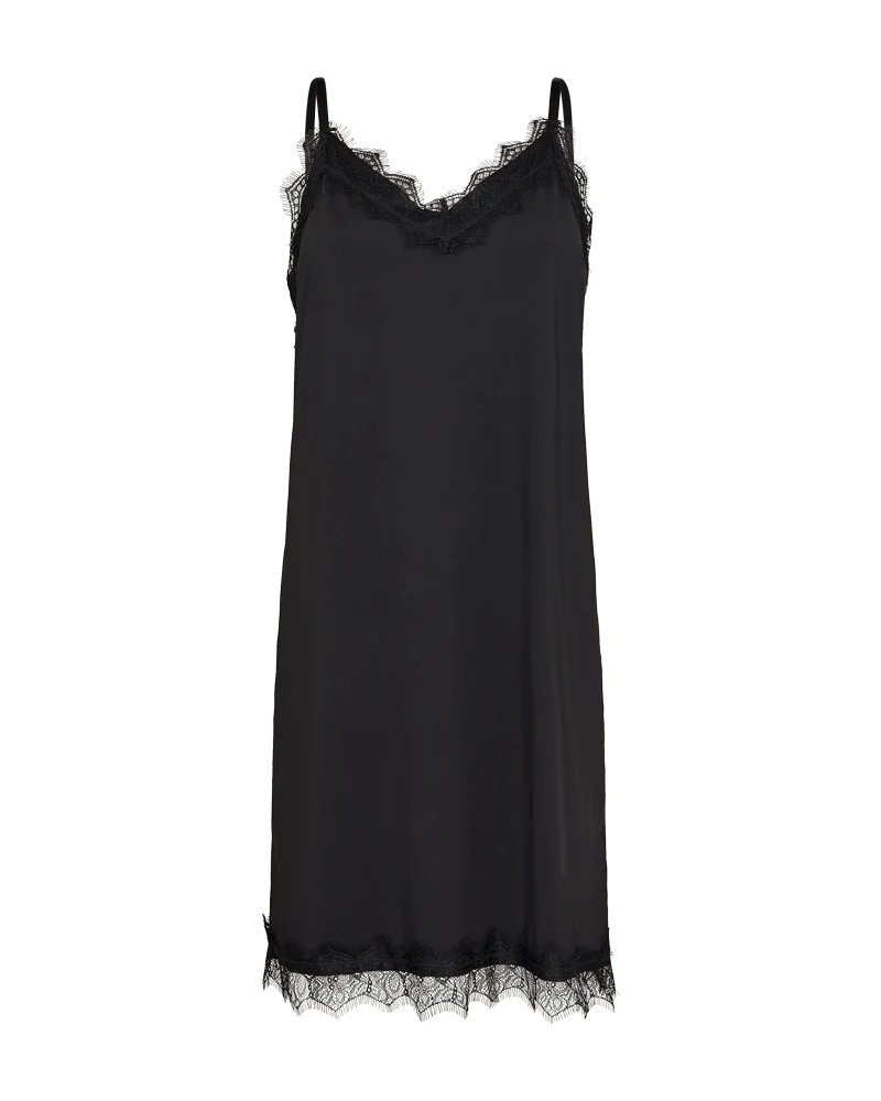 Bicco undirkjóll frá Freequent