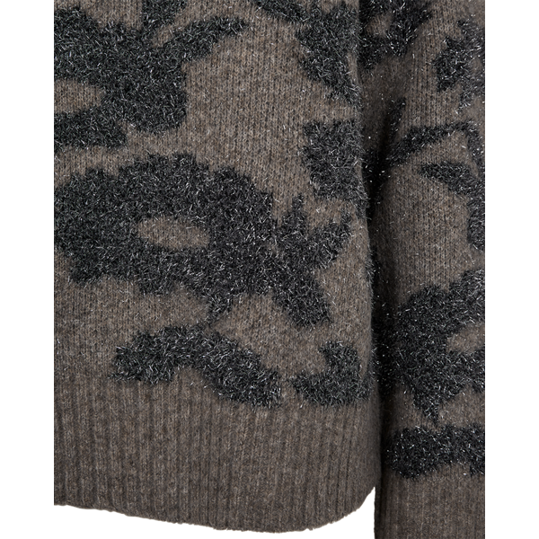 Pantea peysa frá Freequent