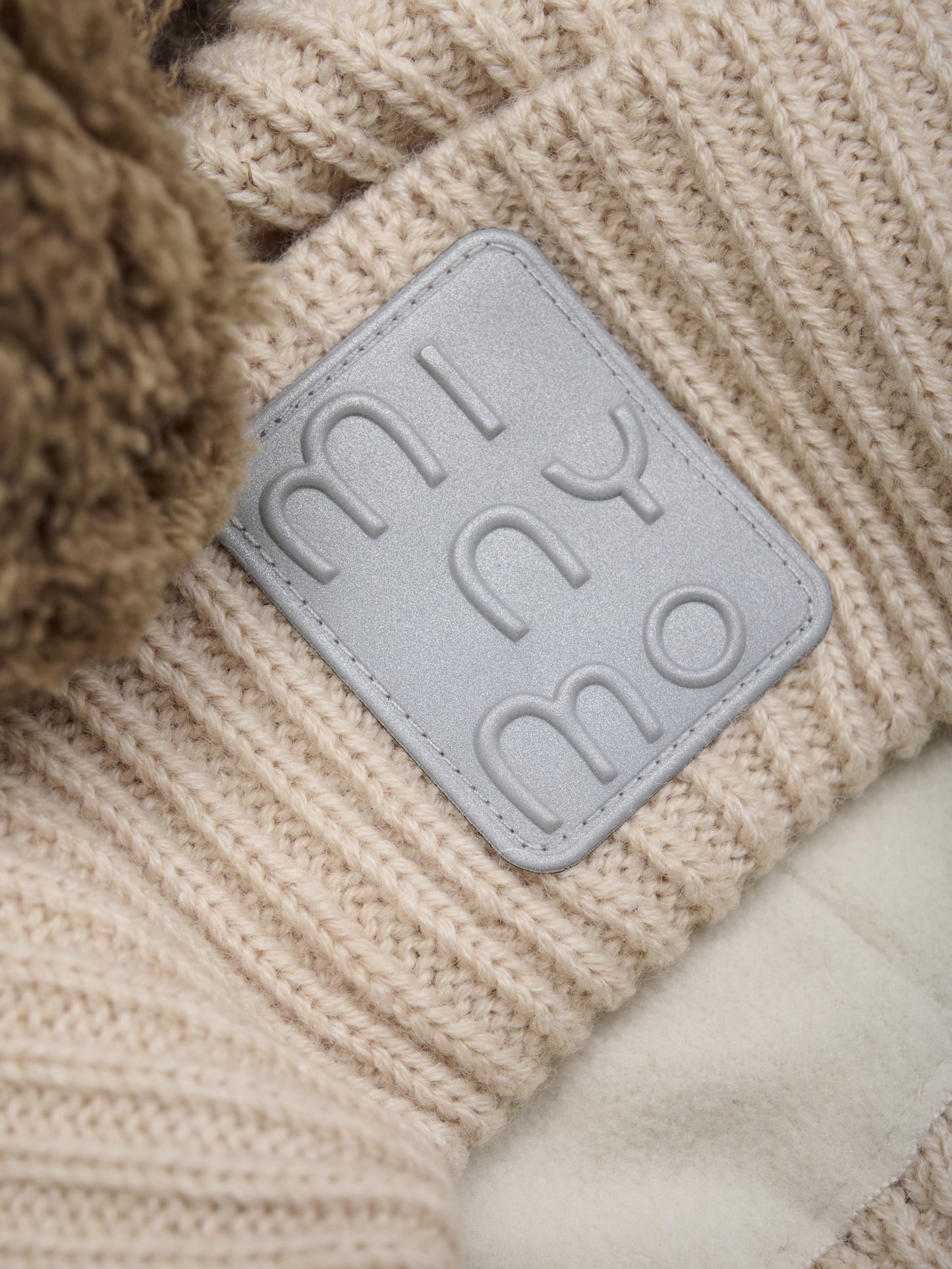 Hat Melange w. Pom Pom húfa frá Minymo