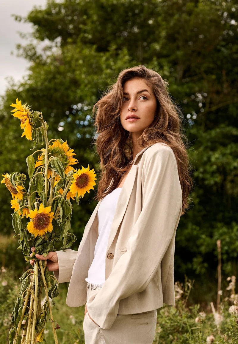 June blazer frá Cream