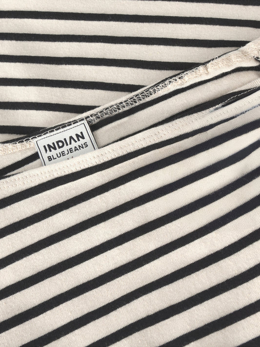 Toppur frá Indian Blue Jeans