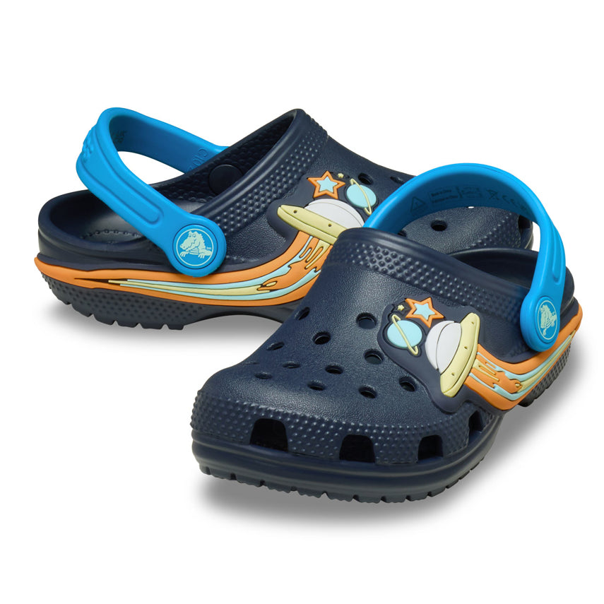 Geimskip sandalar frá Crocs