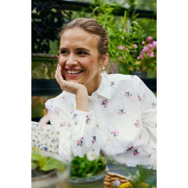 Leila skyrta frá Freequent