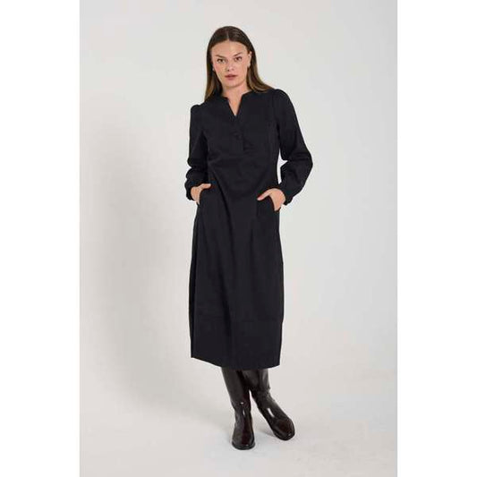 Jojo kjóll frá Freequent