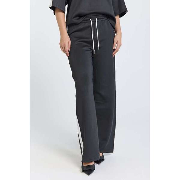 Malacy buxur frá Freequent