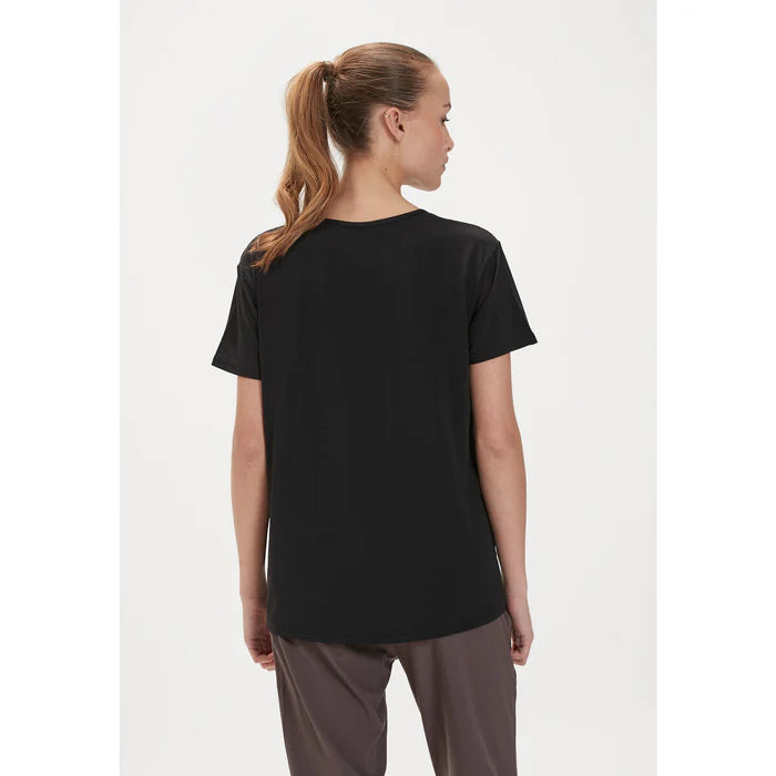 Lizzy W Slub S/S Tee stuttermabolur frá Athlecia
