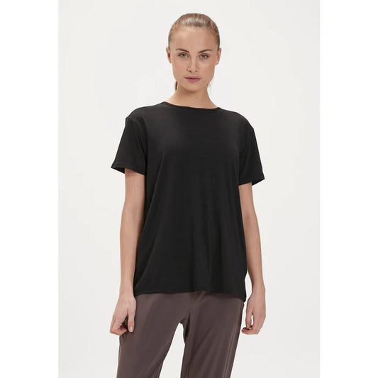 Lizzy W Slub S/S Tee stuttermabolur frá Athlecia