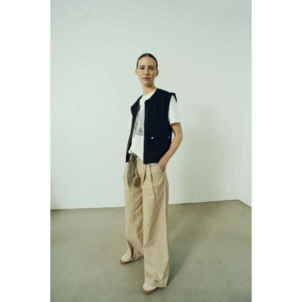 Malak-Tee stuttermabolur frá Freequent