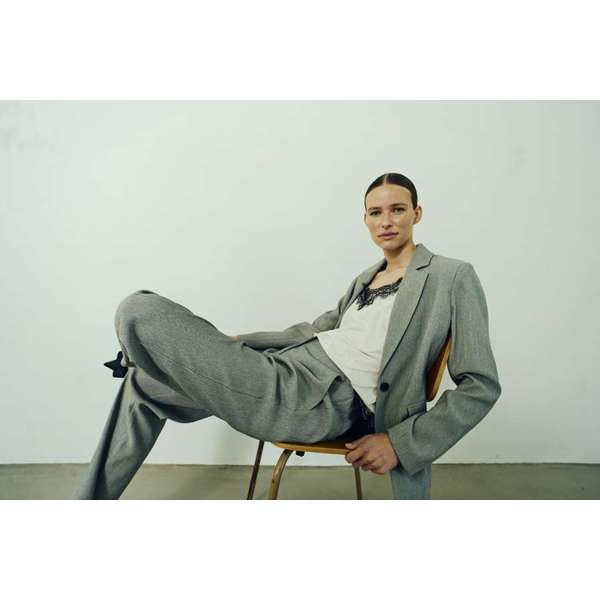 Caia blazer frá Freequent