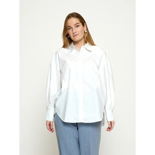 Jessa Oversize skyrta frá Minus