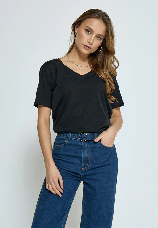 Leti stuttermabolur frá Minus