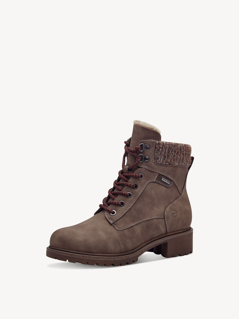 Kuldaskór frá Tamaris