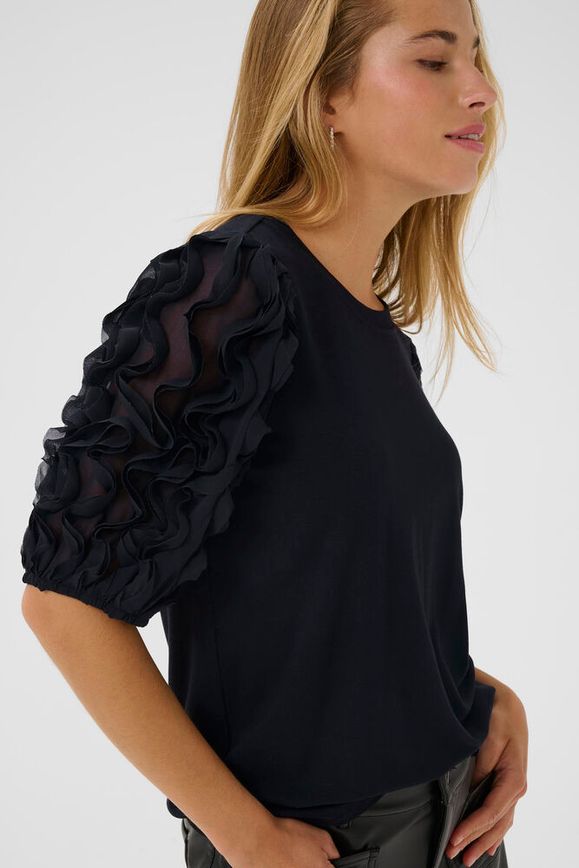 Linda Frill toppur frá Kaffe