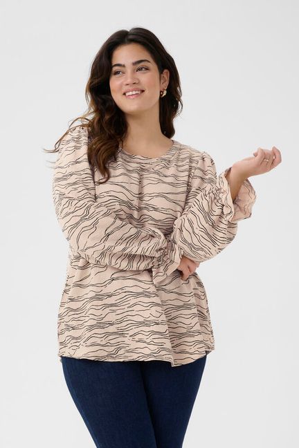 Nika blússa frá Kaffe Curve