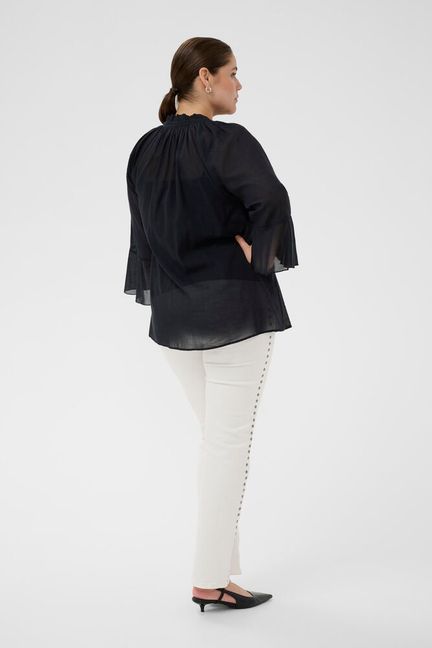 Flori blússa frá Kaffe Curve