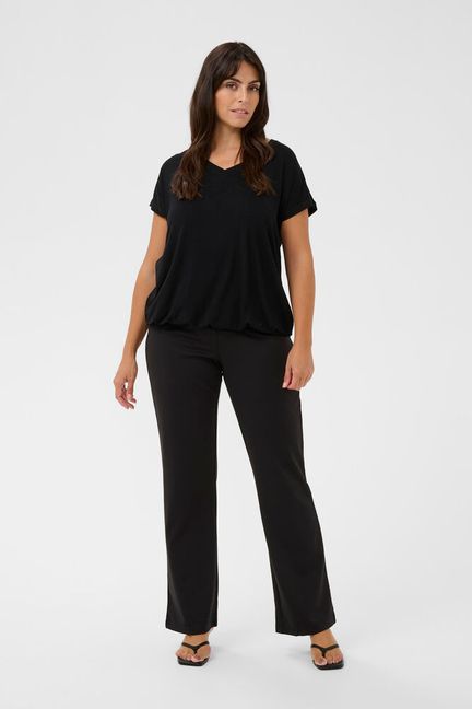 Jena V-neck stuttermabolur frá Kaffe Curve