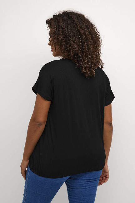 Jena V-neck stuttermabolur frá Kaffe Curve