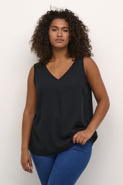 Mille toppur frá Kaffe Curve