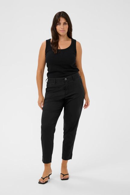 Leana Chino buxur frá Kaffe Curve