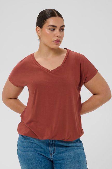 Jena stuttermabolur frá Kaffe Curve