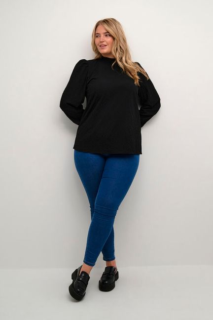 Ditta blússa frá Kaffe Curve