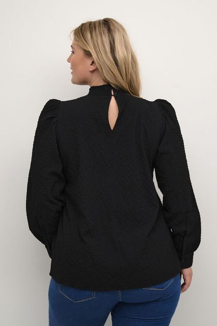 Ditta blússa frá Kaffe Curve