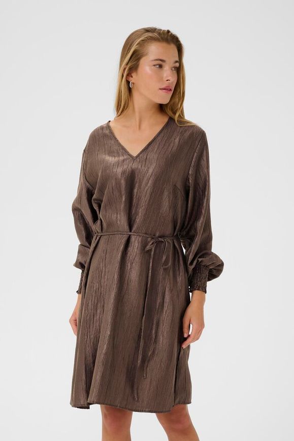 Rizz kjóll frá Kaffe