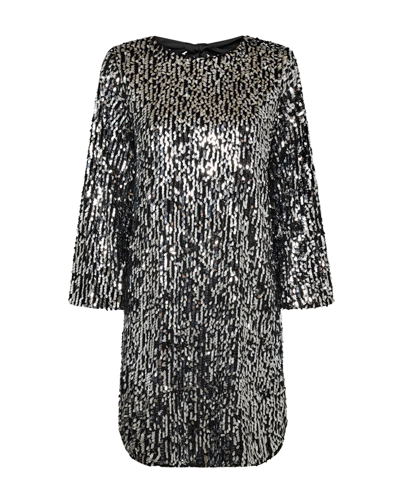 Eve kjóll frá Freequent