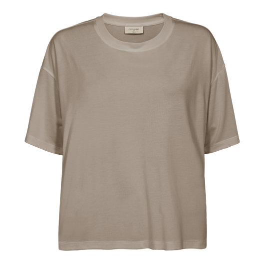 Prea Tee stuttermabolur frá Freequent