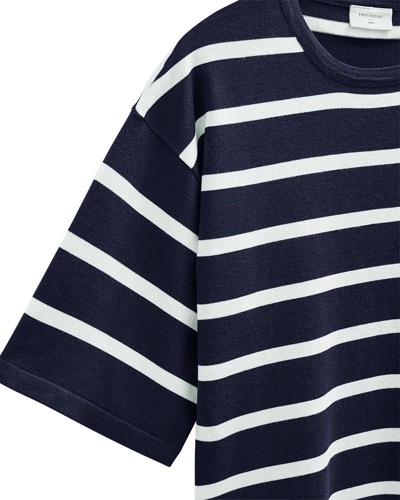 Conny stutterma peysa frá Freequent