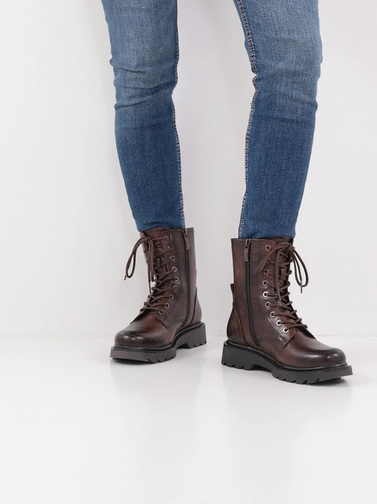 Essentials lace-up skór frá Tamaris